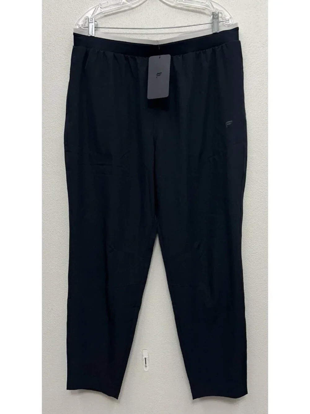 Fabletics The Fundamental Pant Mens XL Black Tapered 4-Way Stretch NWT